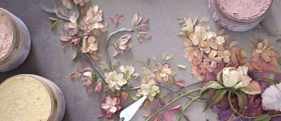 A selection of the smallest flowers in sculptural painting