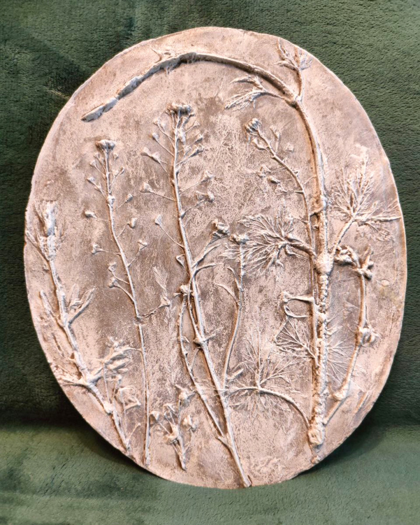 Ботанический барельеф. Автор Алевтина Панкратова.jpg